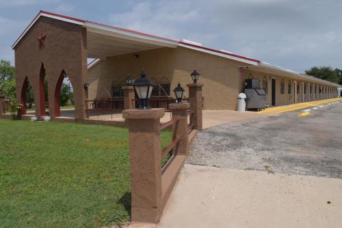 Motel Albany Inn & Rv Campground