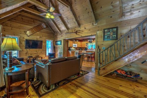 Hidden Pond Cabin