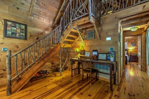 Hidden Pond Cabin