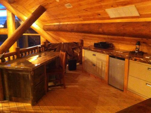 Rustic Cabin Rental