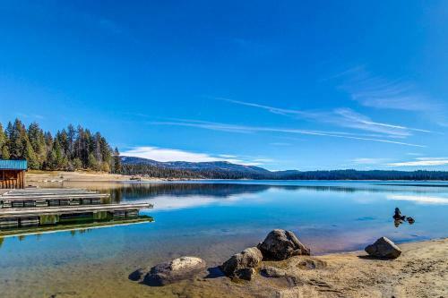 Water's Edge Retreat