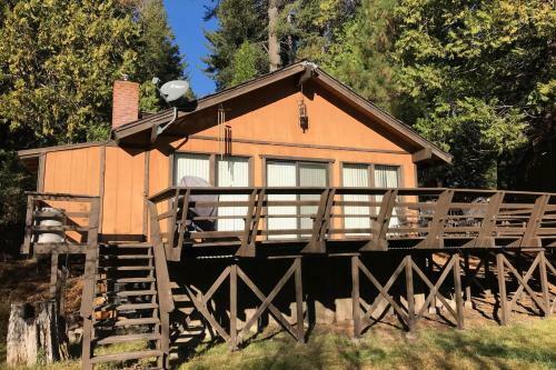 Water's Edge Retreat