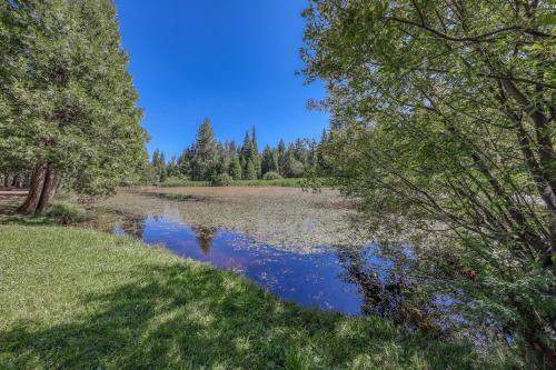 Water's Edge Retreat