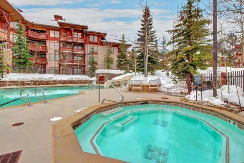 Powderhorn Lodge 209
