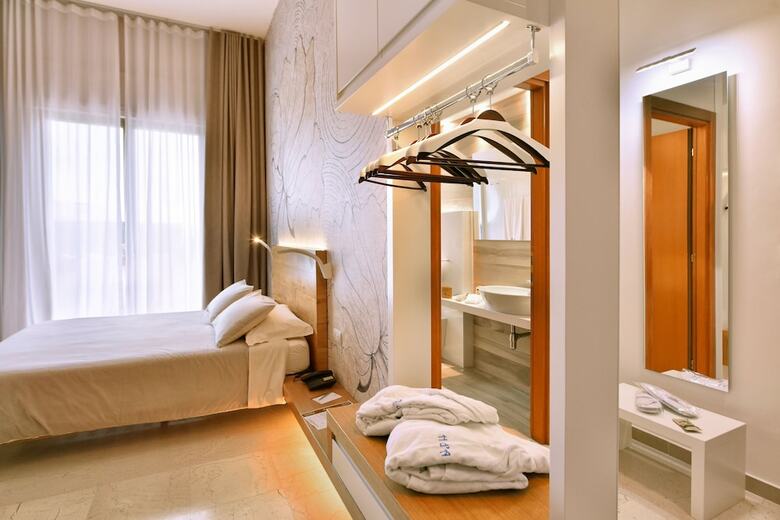 Hotel D'altavilla