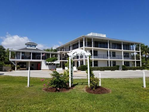 Posada Davis House Inn