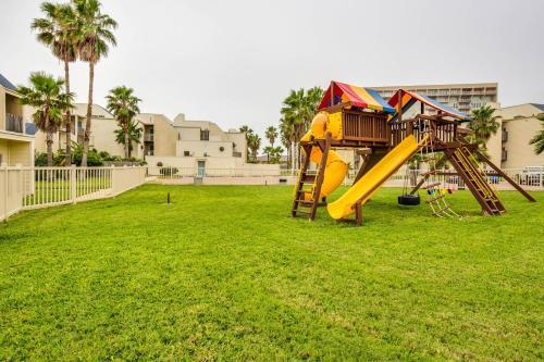 Solare Garden Villa 865