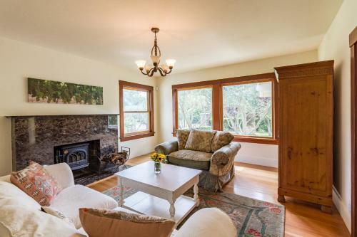 Alexander Valley Estate In The Vineyards Home