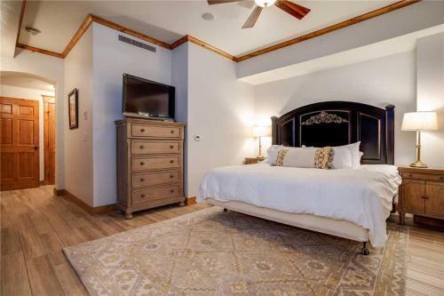 Highmark Steamboat Springs - Hm3b