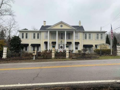 Bed & Breakfast The Lake Manor