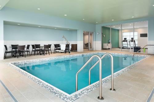 Hotel Holiday Inn Express & Suites Duluth North - Miller Hill