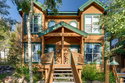 107 Saddle Ridge Drive Home