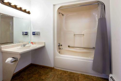 Hotel Travelodge By Wyndham Escanaba