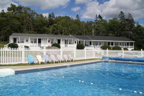 Posada Ocean Point Inn
