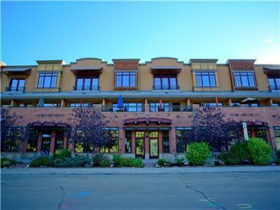 Apartamento Waterside Village Condominium