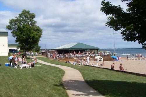 Hotel Tawas Bay Beach Resort