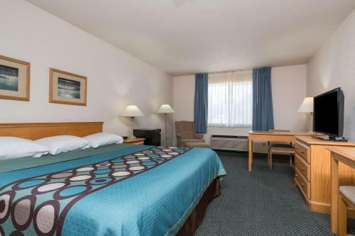 Hotel Super 8 By Wyndham Sheldon