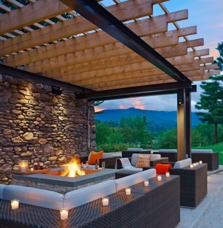 Family Friendly Overlook At Topnotch