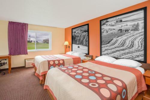 Hotel Super 8 By Wyndham Waverly