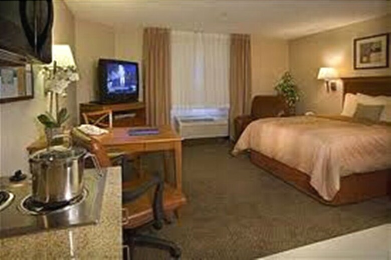 Hotel Candlewood Suites - Logan