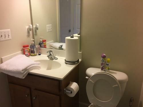 Apartamento Very Clean Spacious Basement (Private Entrance)