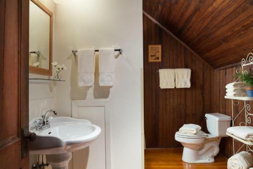 Magnolia Springs Bed And Breakfast