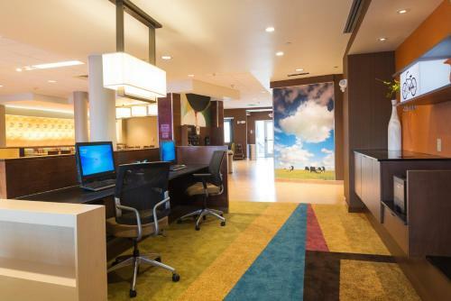 Hotel Fairfield Inn & Suites By Marriott Dickson