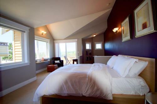 Comfort And Grace Perched On Queen Anne Hill