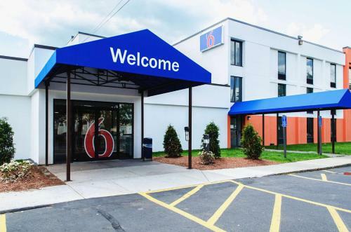 Hotel Motel 6 Brockton