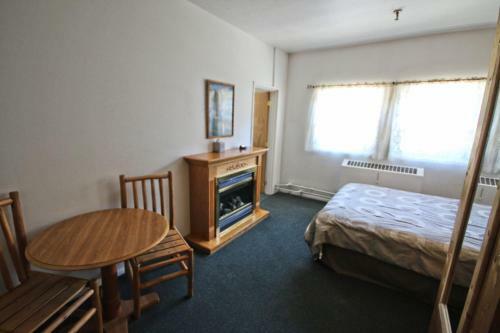 Bear Creek Lodge