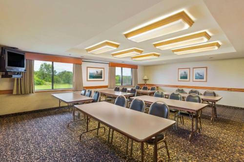 Hotel Americinn By Wyndham Wabasha