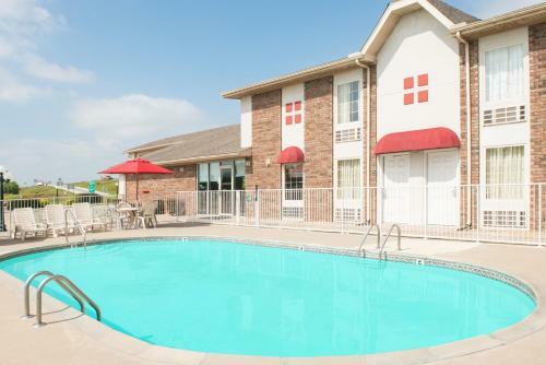 Hotel Super 8 By Wyndham Lamar
