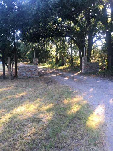Quiet Home On 3 Acres