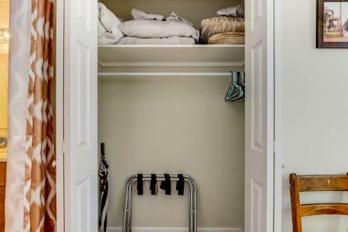 Jbh 115 W 2nd Apt #1