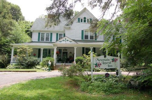 Bed & Breakfast Mountain Laurel Inn