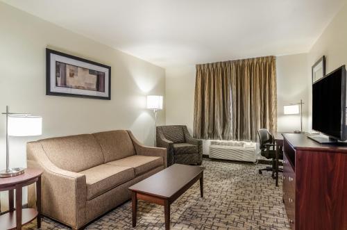 Hotel Cobblestone Inn & Suites - Bridgeport