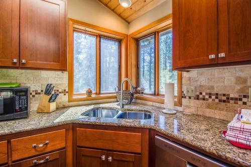 Diamond Peak 4
