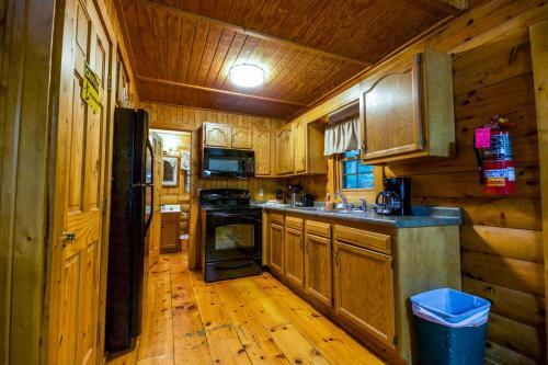Pioneer - Hocking Hills Cabin