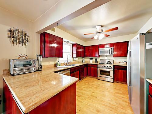 8371 Los Osos Road Home
