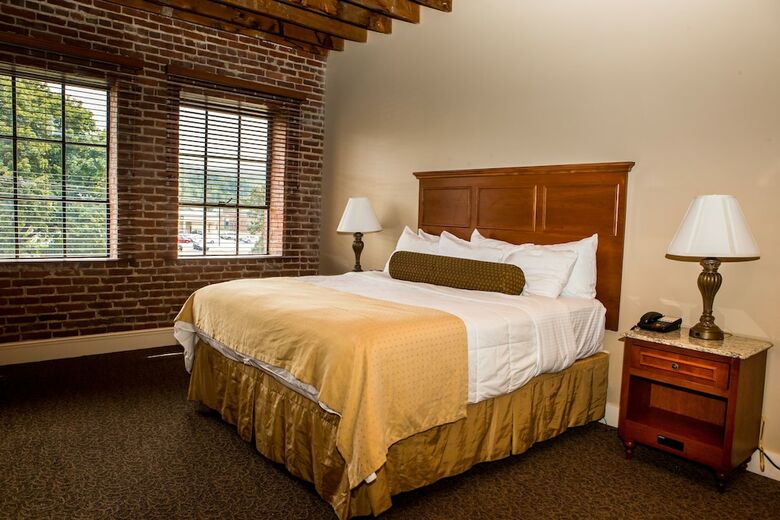 Hotel Jackson Park Inn