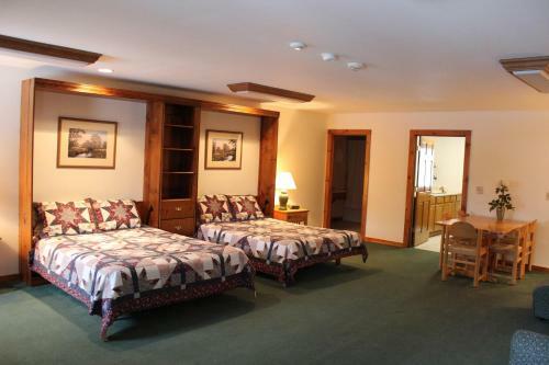 Hotel Nootka Lodge