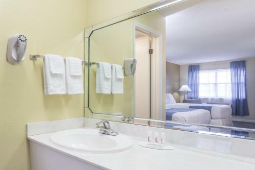 Hotel Days Inn By Wyndham Madison