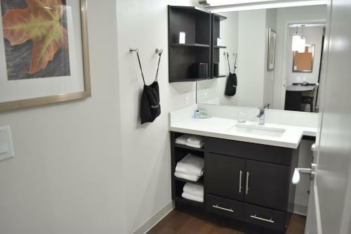 Hotel Candlewood Suites Independence