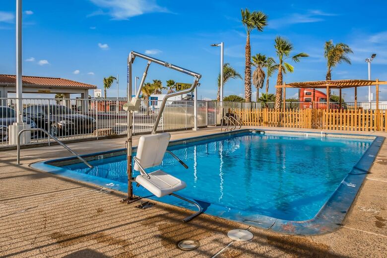 Hotel Motel 6 Westley Ca