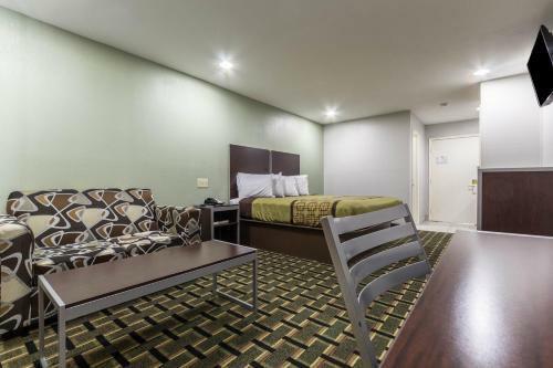 Motel Scottish Inn And Suites Tomball