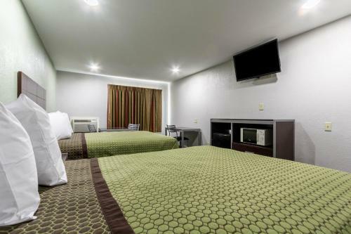 Motel Scottish Inn And Suites Tomball