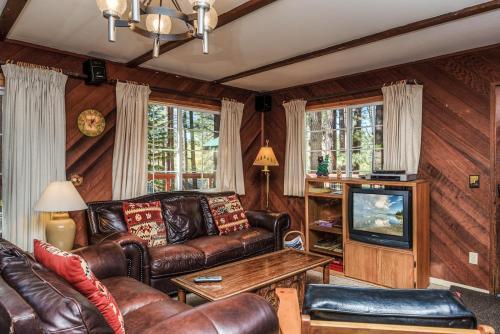 South Lake Tahoe 3702 Cabin