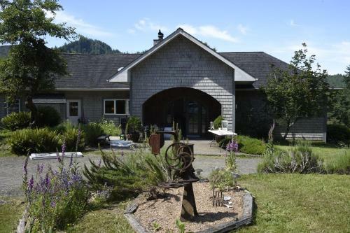 Bed & Breakfast Lucky Mud Inn And Disc Golf Resort