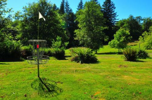 Bed & Breakfast Lucky Mud Inn And Disc Golf Resort
