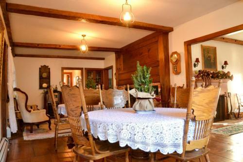 Timber Post Bed & Breakfast